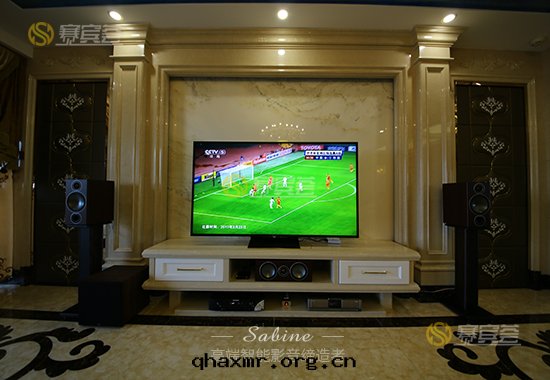 中(zhōng)海(hǎi)千(qiān)燈(dēng)湖一(yī)号(hào)客廳影院(yuàn)