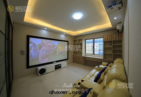 羅村(cūn)碧翠豪庭影院(yuàn)