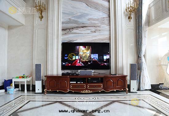 佛山(shān)濱江一(yī)号(hào)多功能(néng)影院(yuàn)